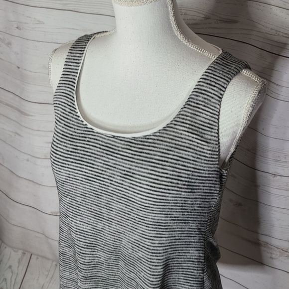 WHBM Weave Strip Double Layer Swoop Cross Open Tank - Picture 6 of 9